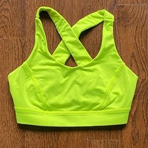 Lululemon Cross back Sports Bra Size 6